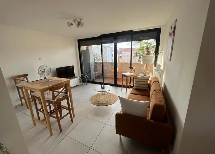 L\'Appartement Du Bonheur - Au Coeur Des Volcans D\'Auvergne Sur La Route Du Sud